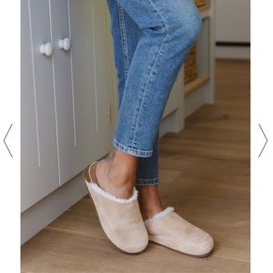 JENNI KAYNE Shearling-Lined Moc Clog